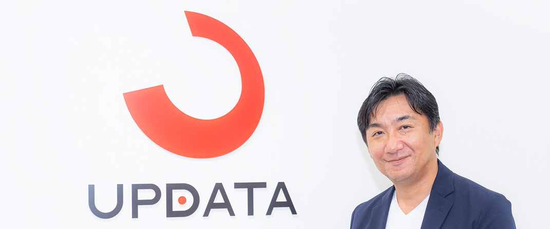 アップデータ株式会社代表 小川敦